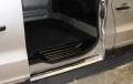 1643 Opel Vivaro 01 próg 28000 czarny - auto.JPG