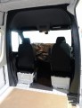 Mercedes Sprinter 18 z zamontowanymi osłonami słupków.J.JPG