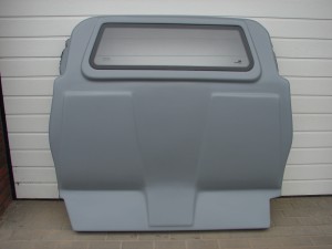*Mercedes Vito '15 (W447) Partition with Window for Original Trim