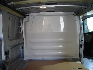 *Opel Vivaro Full Partition
